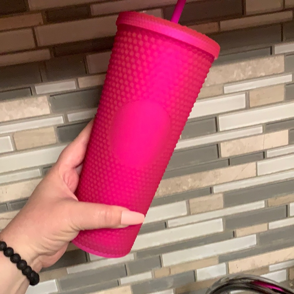 Starbucks💖 New Hot Pink Studded 24oz Tumbler!💖